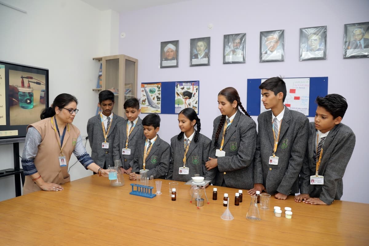 Modern science laboratory at Miranda School
