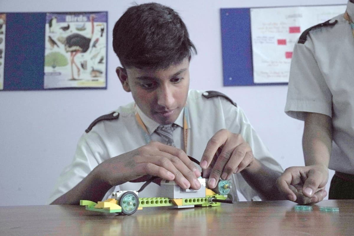 Robotics learning activities